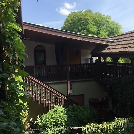 Szent Anna Panzio Ostřihom